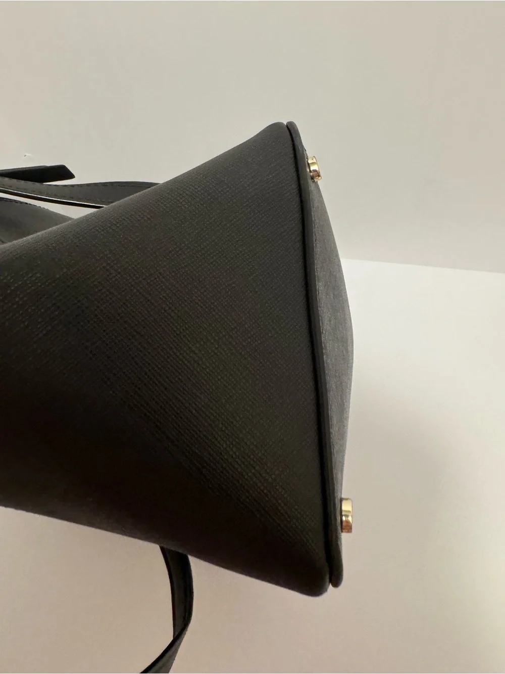 Kate Spade New York Cameron Pocket Tote Black Saffiano Leather Shoulder Bag
